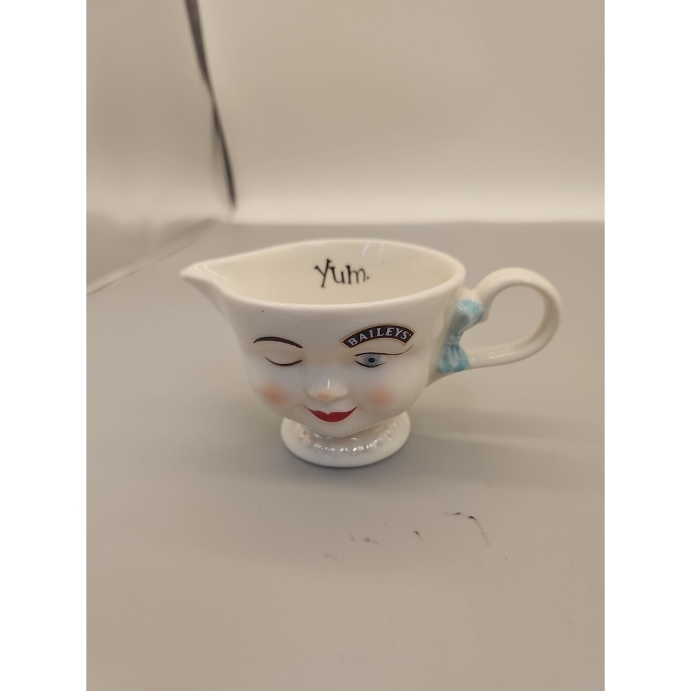 Bailey's Irish Cream CREAMER with‎ Winking Face unused Limited Ed 1996